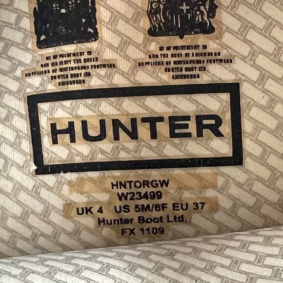 HUNTER Original Black Rubber Tall Rain Boots - Picture 7 of 7